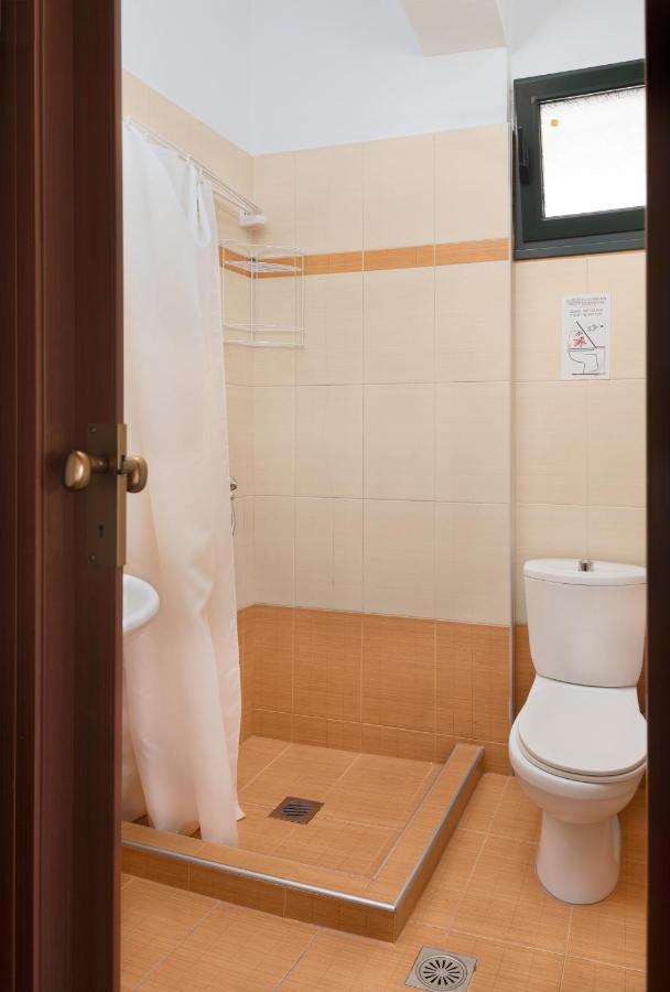 Limnaio Hotell Khrisokhórafa Exteriör bild