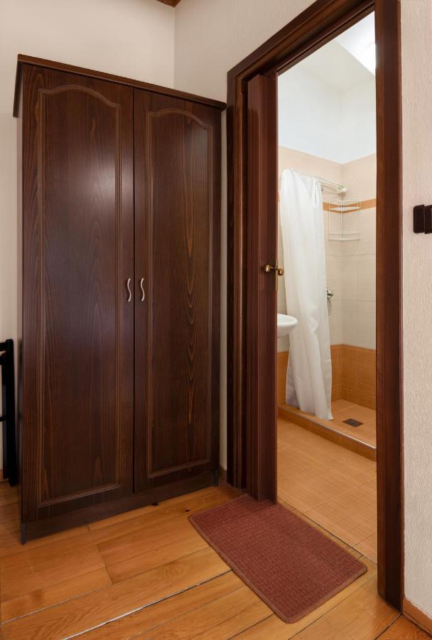 Limnaio Hotell Khrisokhórafa Exteriör bild
