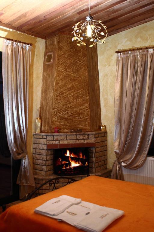 Limnaio Hotell Khrisokhórafa Exteriör bild