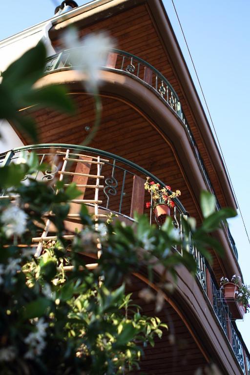 Limnaio Hotell Khrisokhórafa Exteriör bild